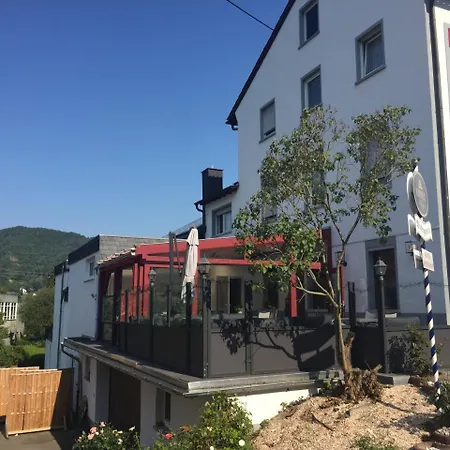 Hosser's Restaurant מלון אידר-אוברשטיין