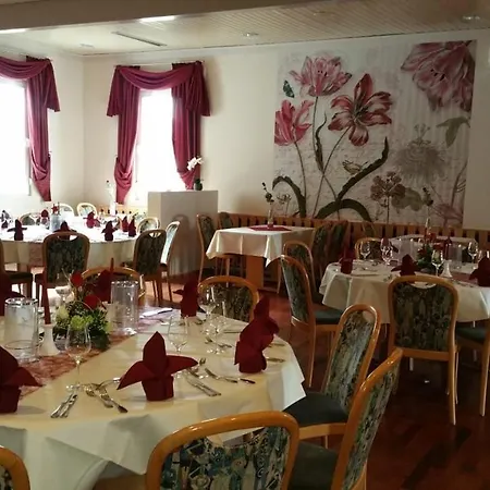 מלון Hosser's Restaurant אידר-אוברשטיין